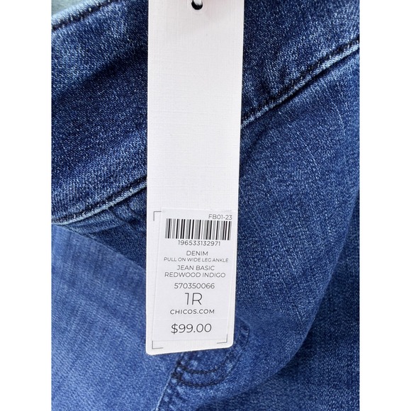 Chicos Wide Leg Ankle Jeans Redwood Indigo Sailor Button Denim US 8R Stretch NWT - Picture 6 of 7